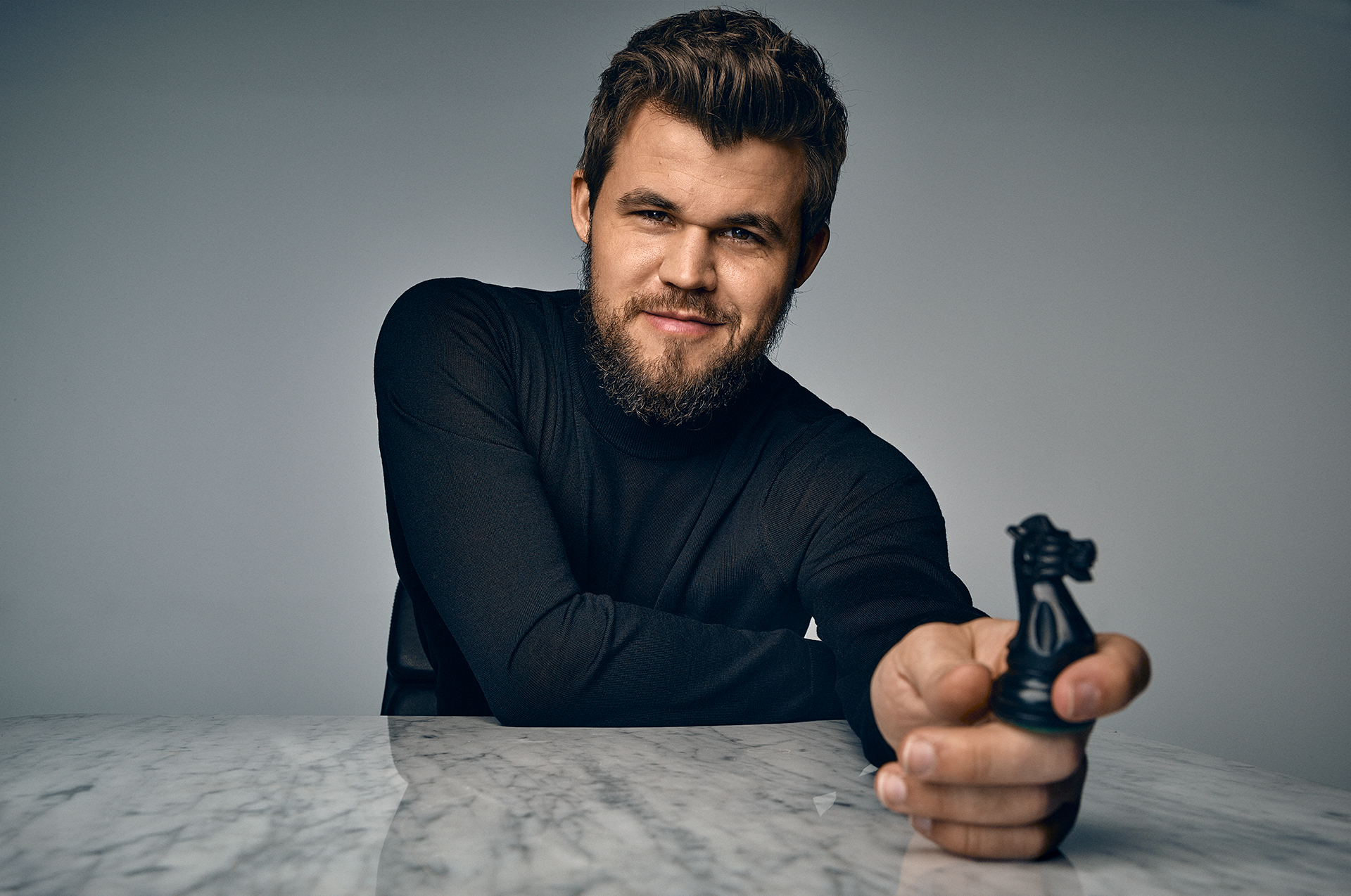 Dù thua Teimour Radjabov ở vòng bảy, Magnus Carlsen vẫn vô địch siêu giải cờ nhanh online